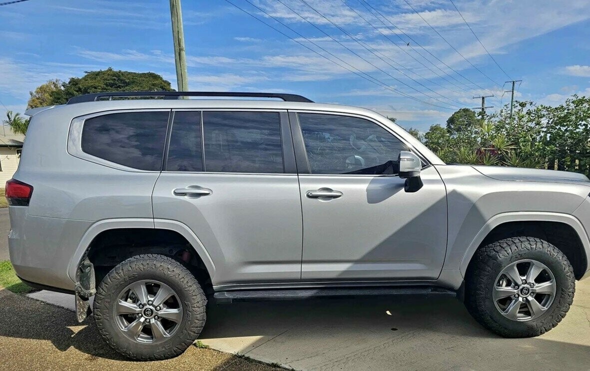 Toyota Landcruiser image 1