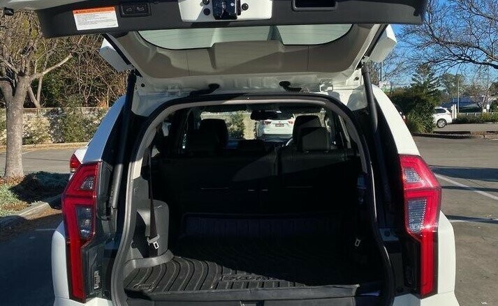 Mitsubishi Pajero Sport image 3