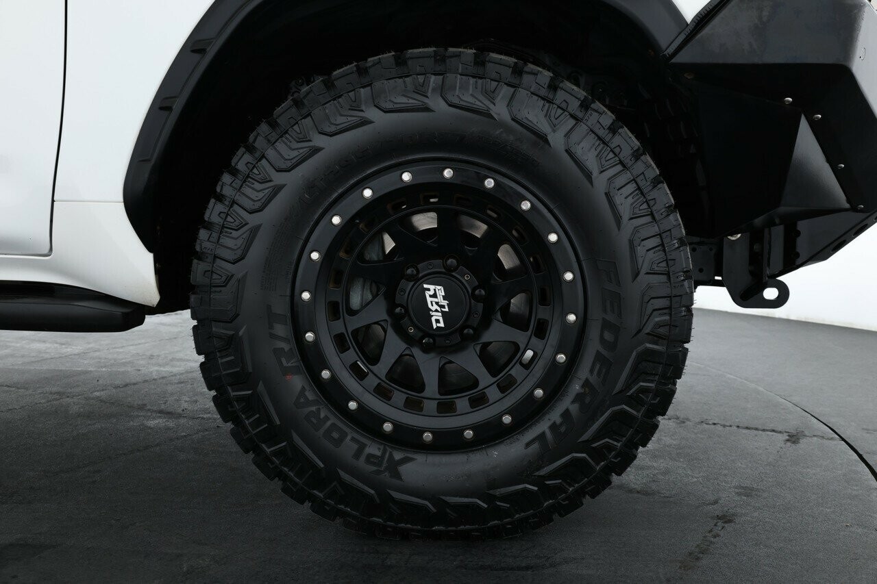 Toyota Landcruiser image 4