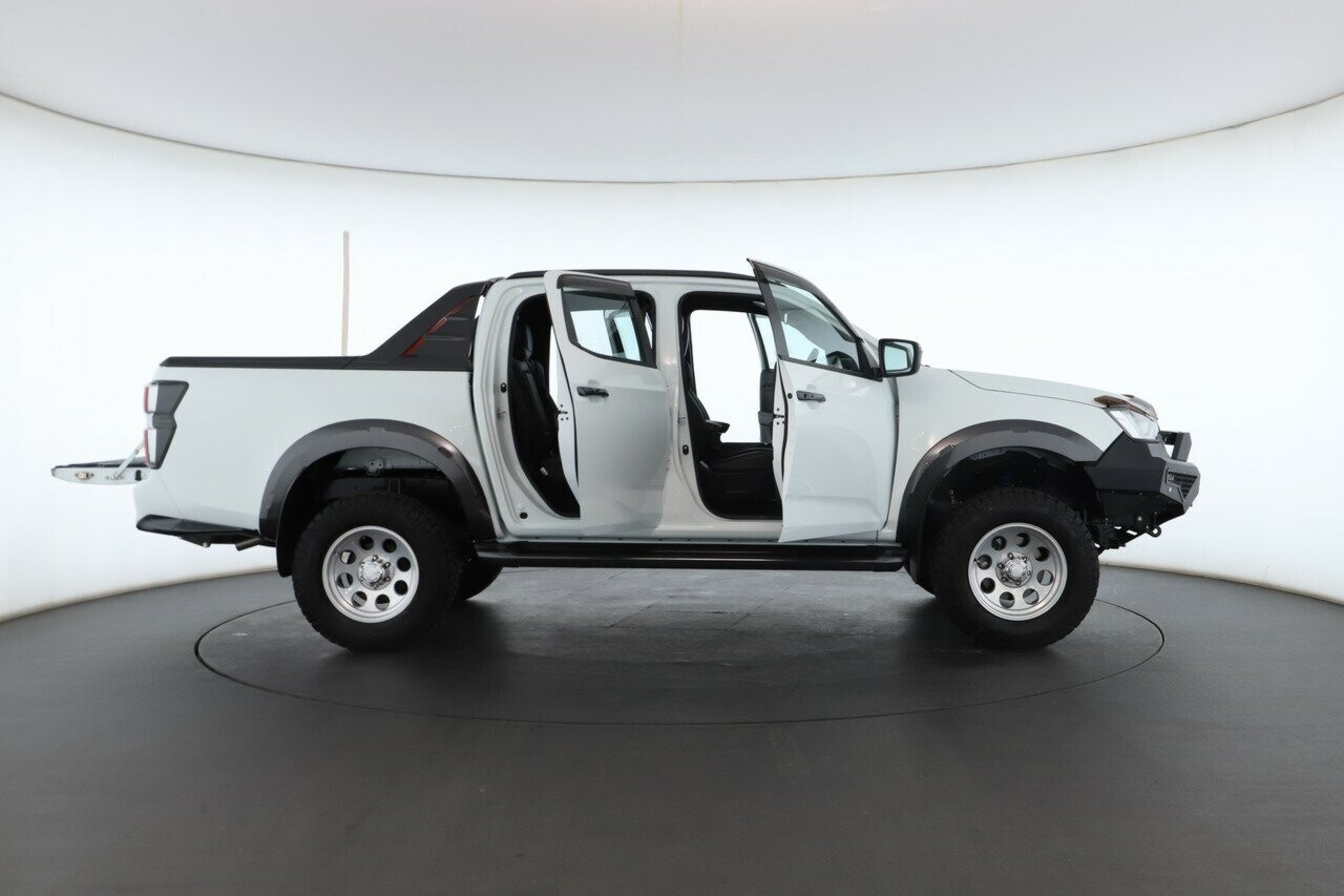 Isuzu D-max image 2