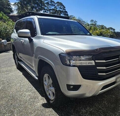 Toyota Landcruiser image 1