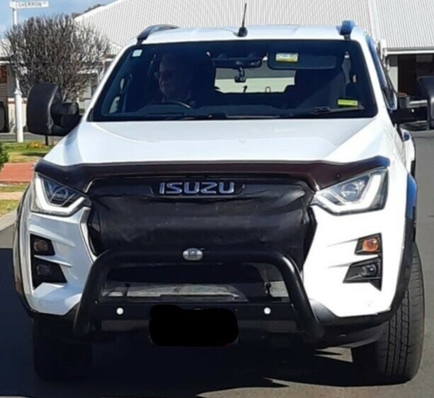 Isuzu D-max image 2