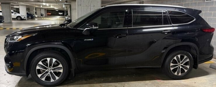 Toyota Kluger image 4