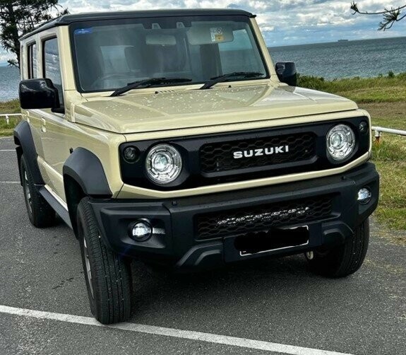 Suzuki Jimny image 1