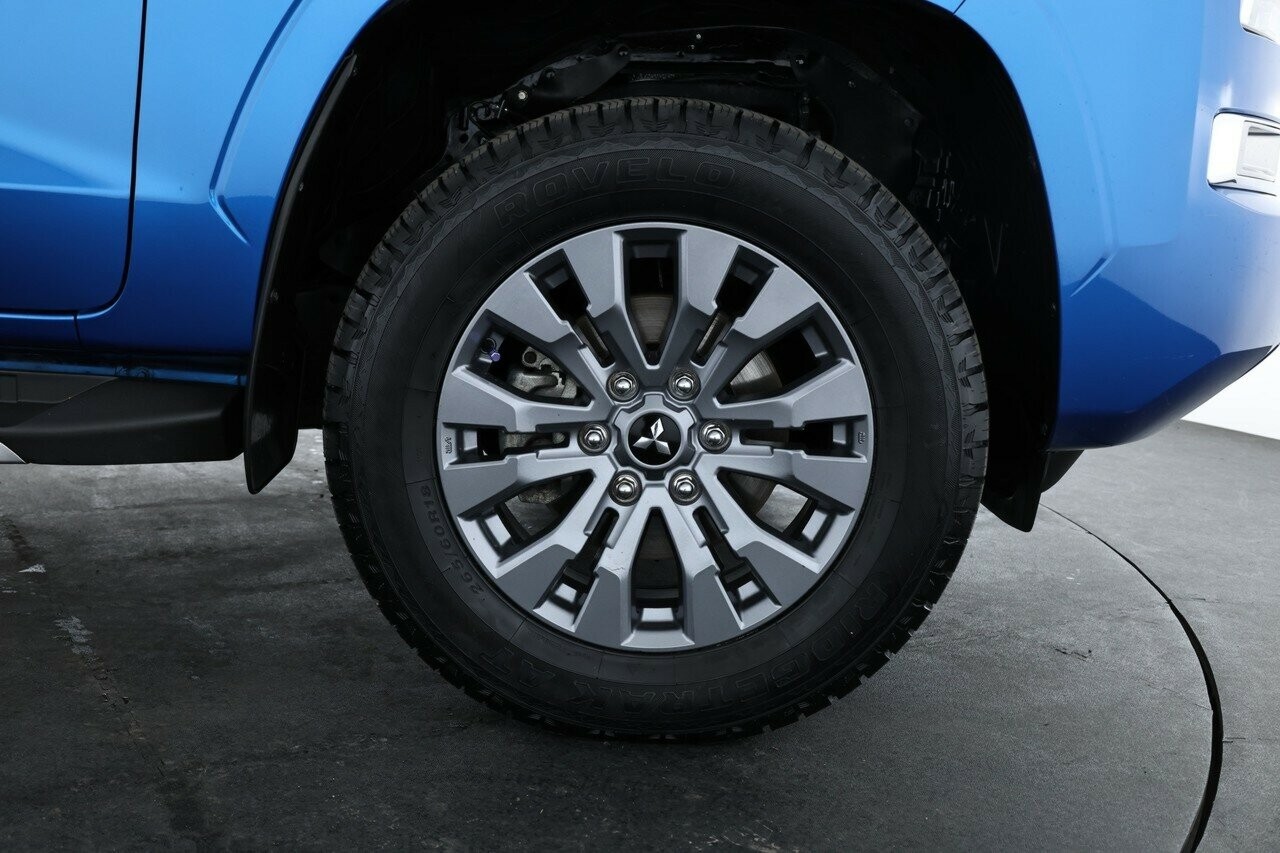 Mitsubishi Triton image 4