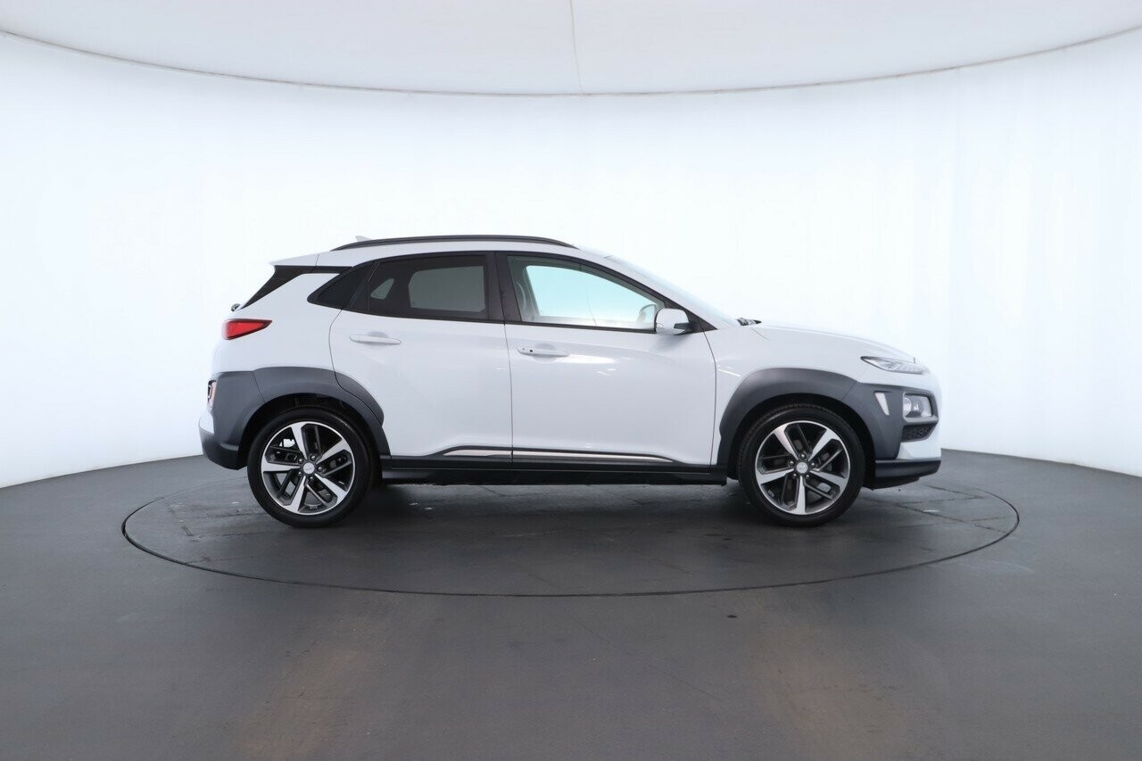 Hyundai Kona image 3