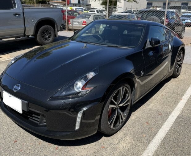 Nissan 370z image 1