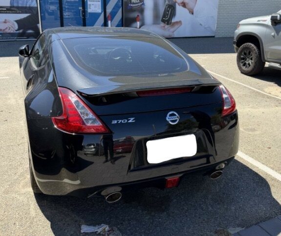 Nissan 370z image 2