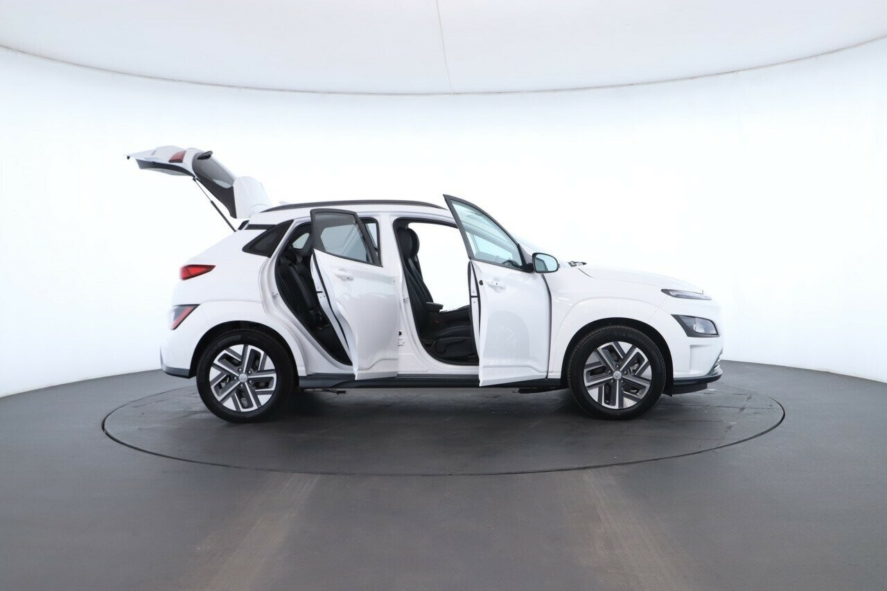 Hyundai Kona image 2