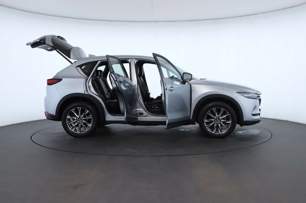 Mazda Cx-5 image 2
