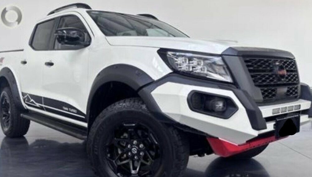 Nissan Navara image 1