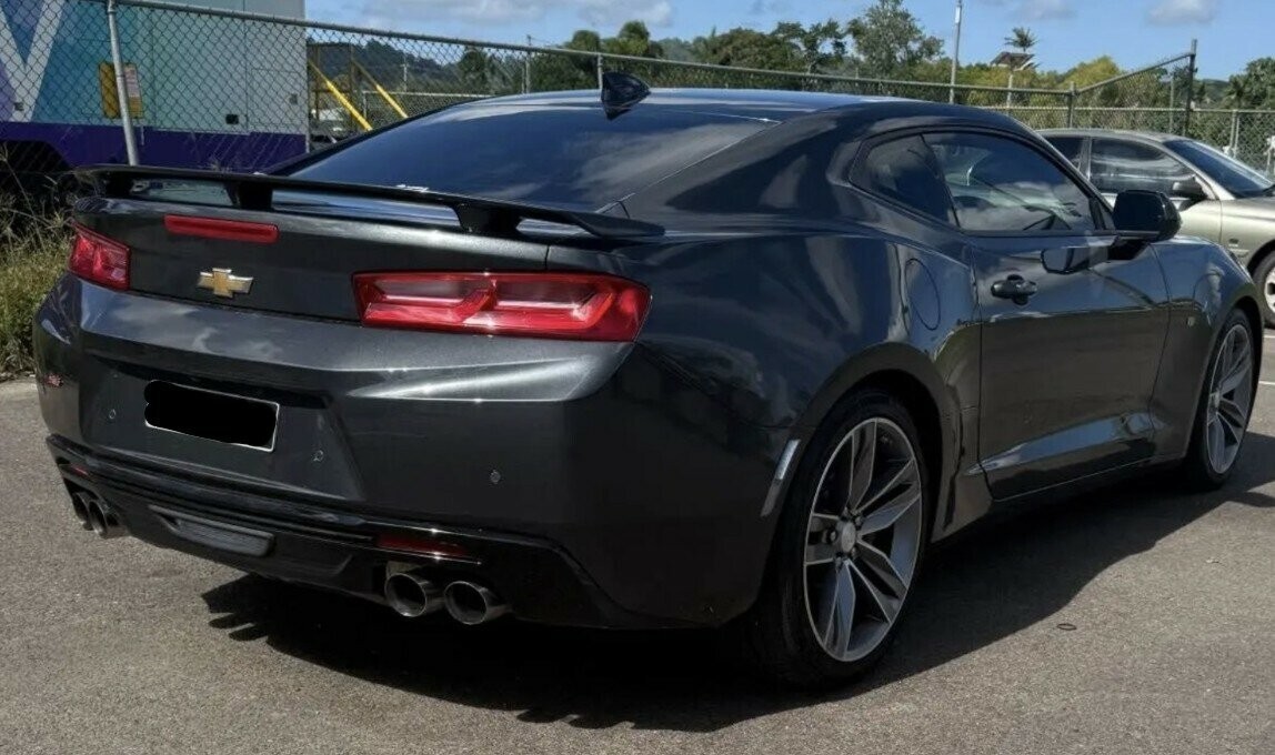 Chevrolet Camaro image 2