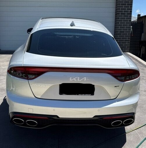 Kia Stinger image 2