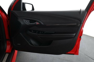 https://vehicle-cdn.autoleague.cloud/30675_61036235_19.jpg