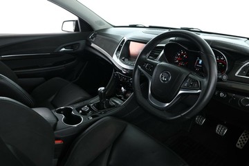 https://vehicle-cdn.autoleague.cloud/30675_61036235_21.jpg