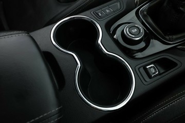 https://vehicle-cdn.autoleague.cloud/30675_61036235_32.jpg