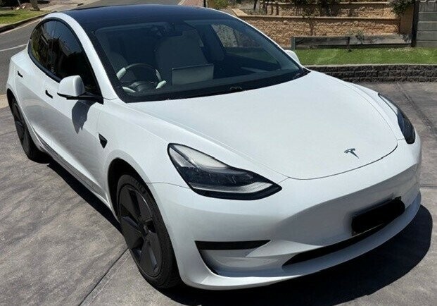 Tesla Model 3 image 1