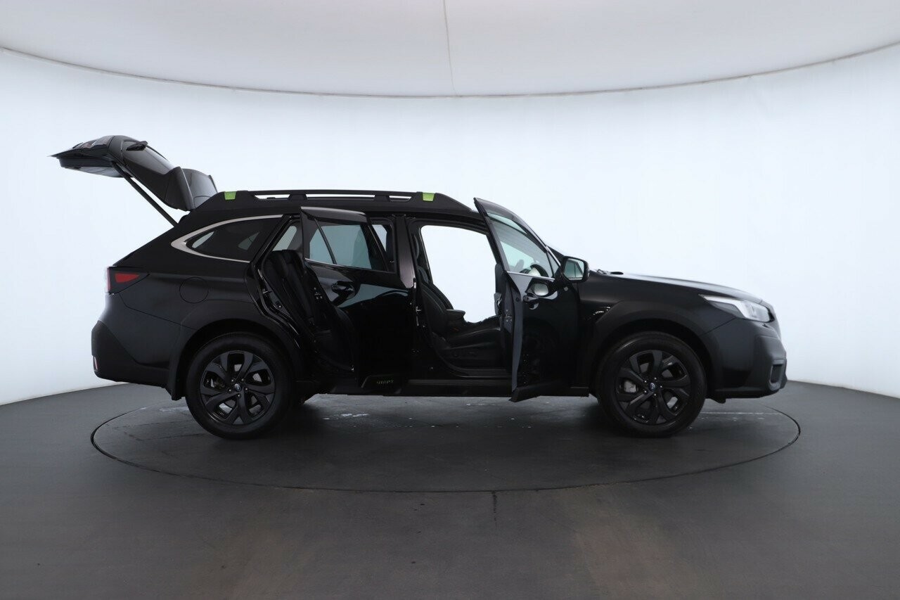 Subaru Outback image 2