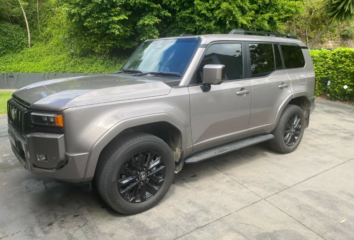 Toyota Landcruiser Prado image 1