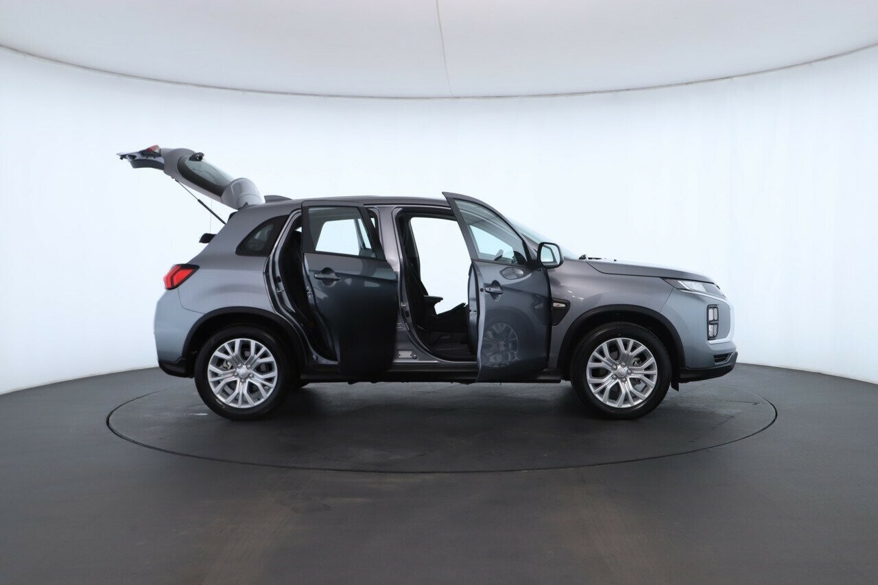 Mitsubishi Asx image 2