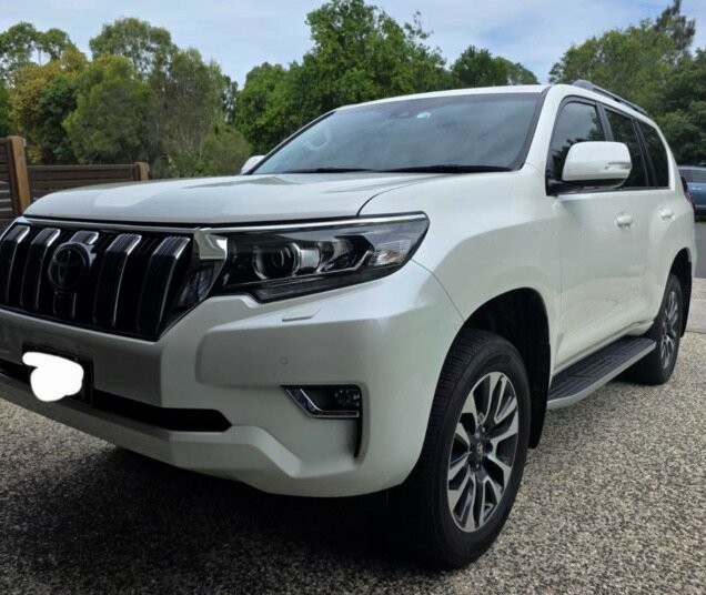 Toyota Landcruiser Prado image 1