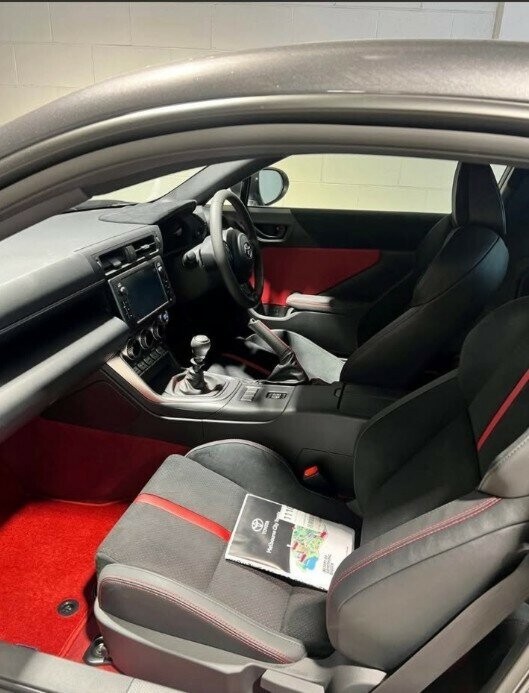 Toyota Gr86 image 4
