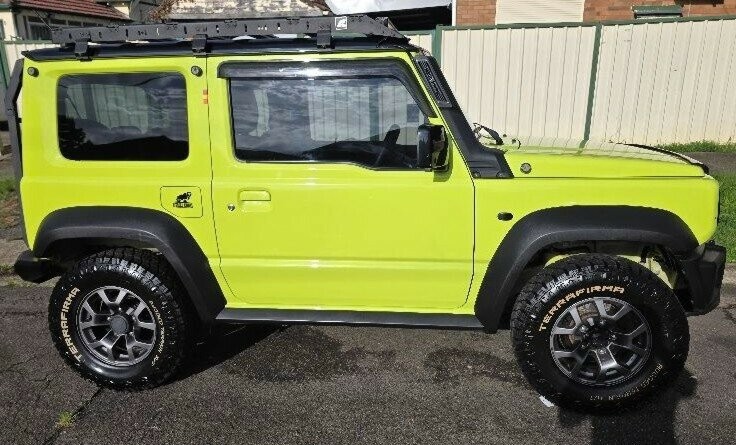 Suzuki Jimny image 2