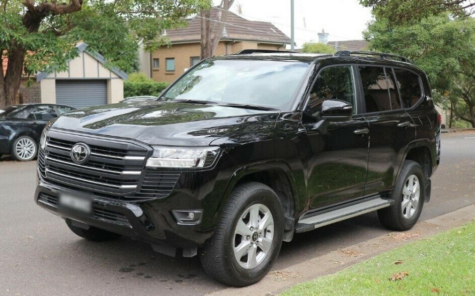 Toyota Landcruiser image 1