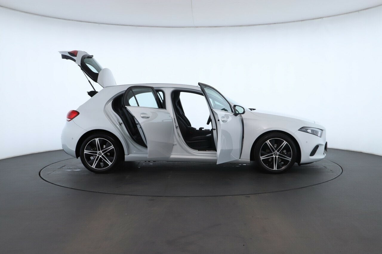 Mercedes Benz A-class image 3