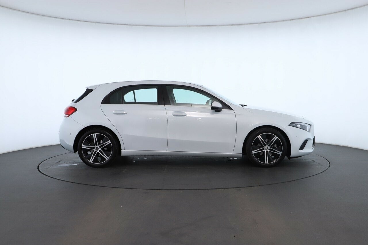 Mercedes Benz A-class image 4