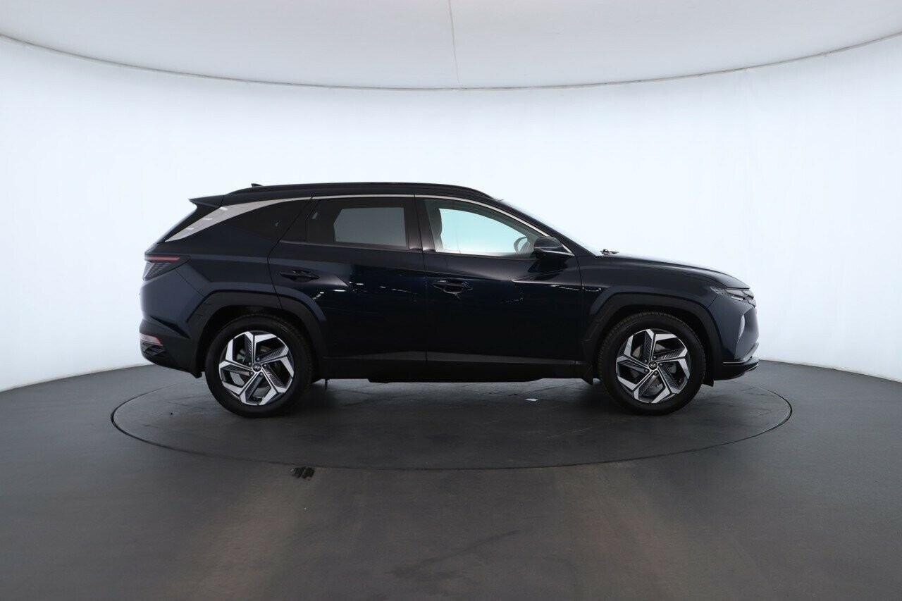 Hyundai Tucson image 3