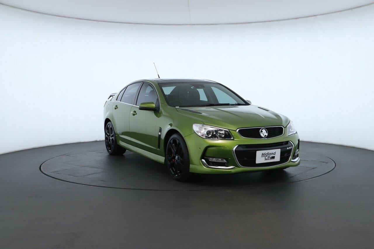 Holden Commodore image 4