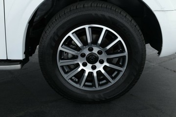 https://vehicle-cdn.autoleague.cloud/30675_61037254_4.jpg