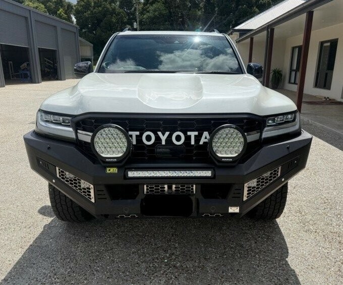 Toyota Landcruiser image 1