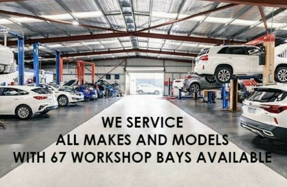 Chevrolet Silverado image 3