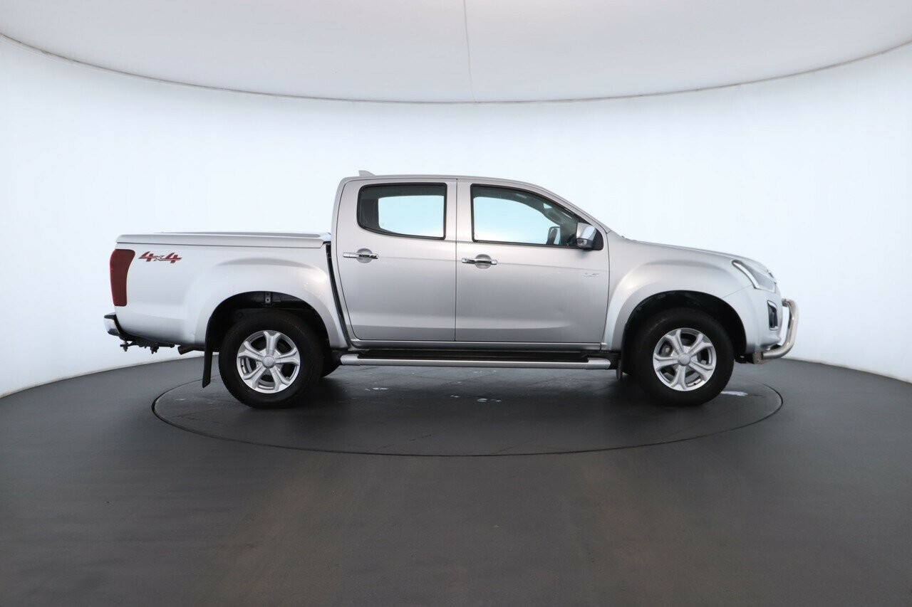 Isuzu D-max image 3