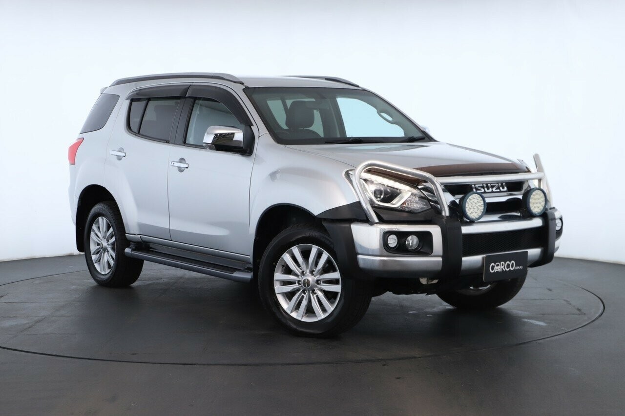 Isuzu Mu-x image 1