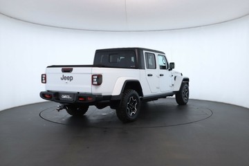 https://vehicle-cdn.autoleague.cloud/30675_61037587_17.jpg