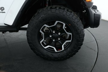 https://vehicle-cdn.autoleague.cloud/30675_61037587_4.jpg