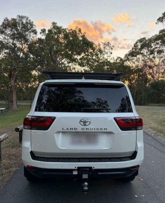Toyota Landcruiser image 3