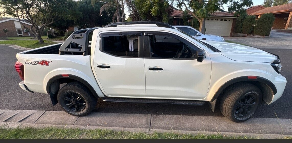 Nissan Navara image 4