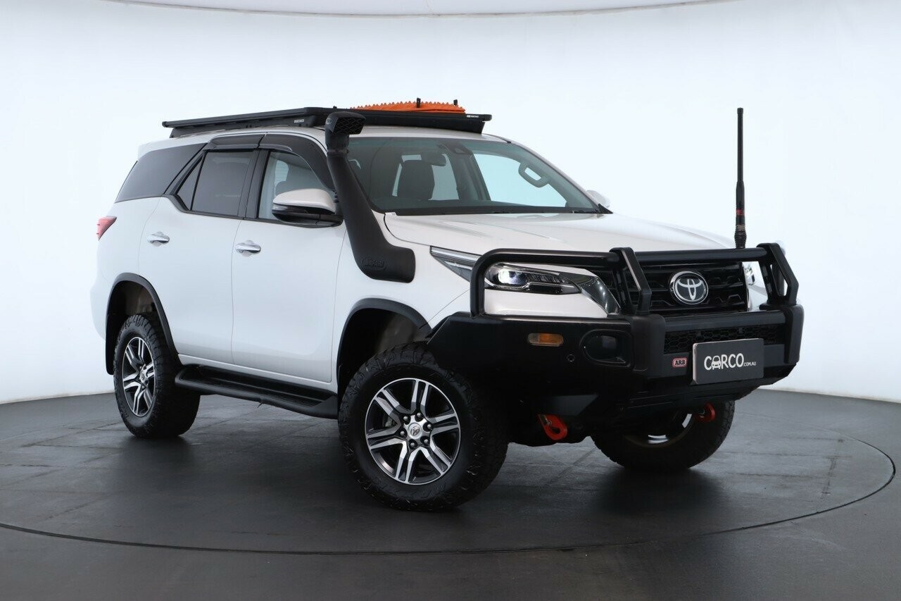 Toyota Fortuner image 1