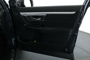 https://vehicle-cdn.autoleague.cloud/30675_61037819_18.jpg