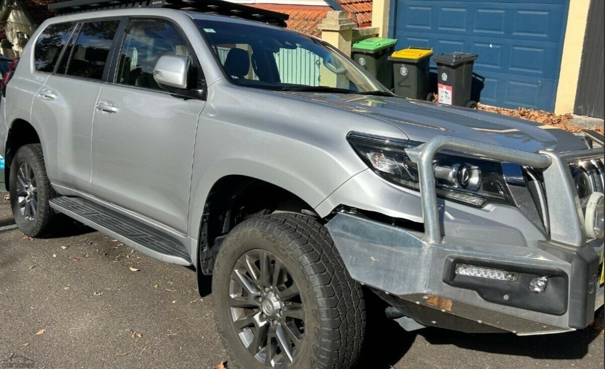 Toyota Landcruiser Prado image 1