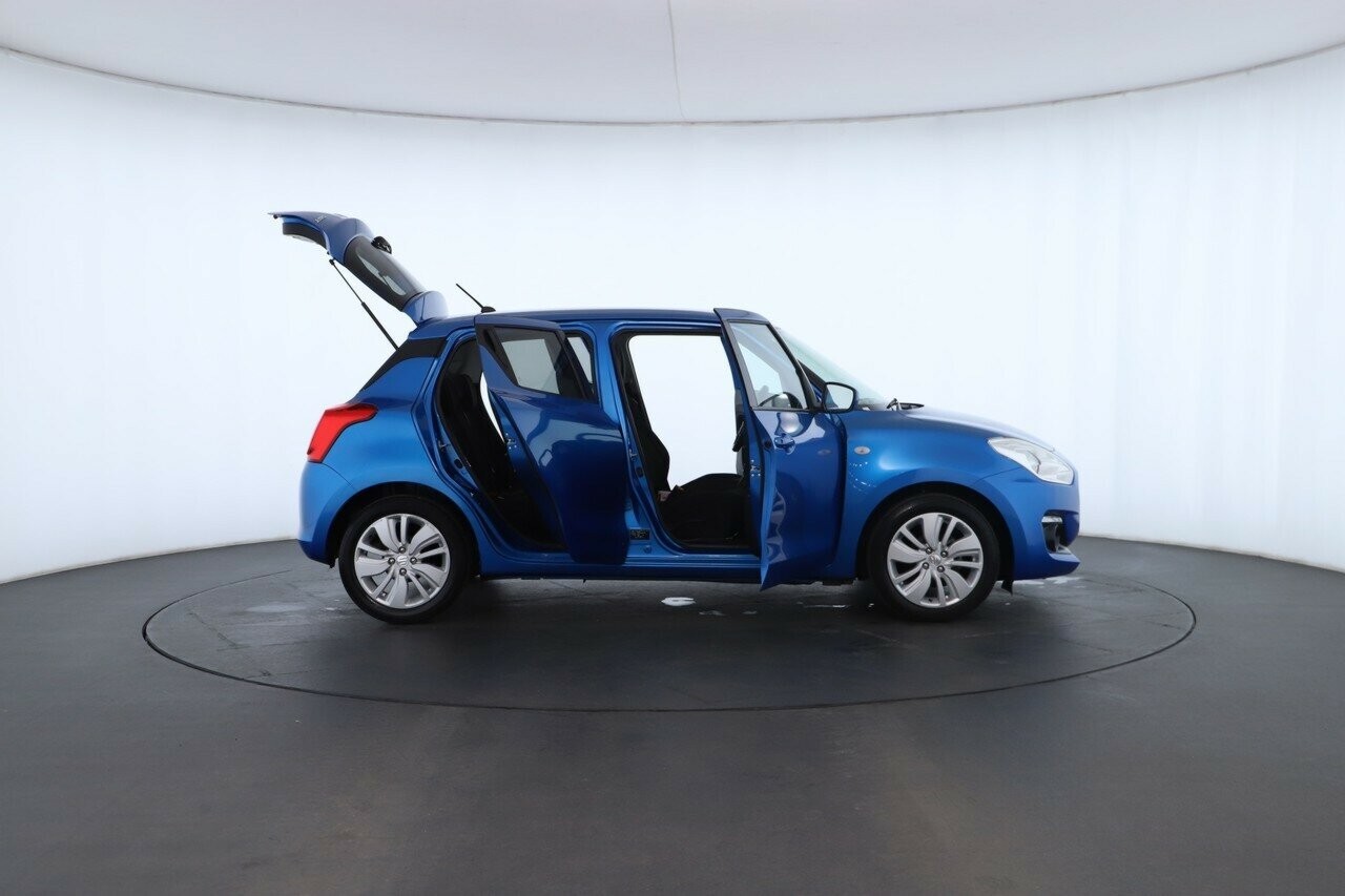 Suzuki Swift image 2