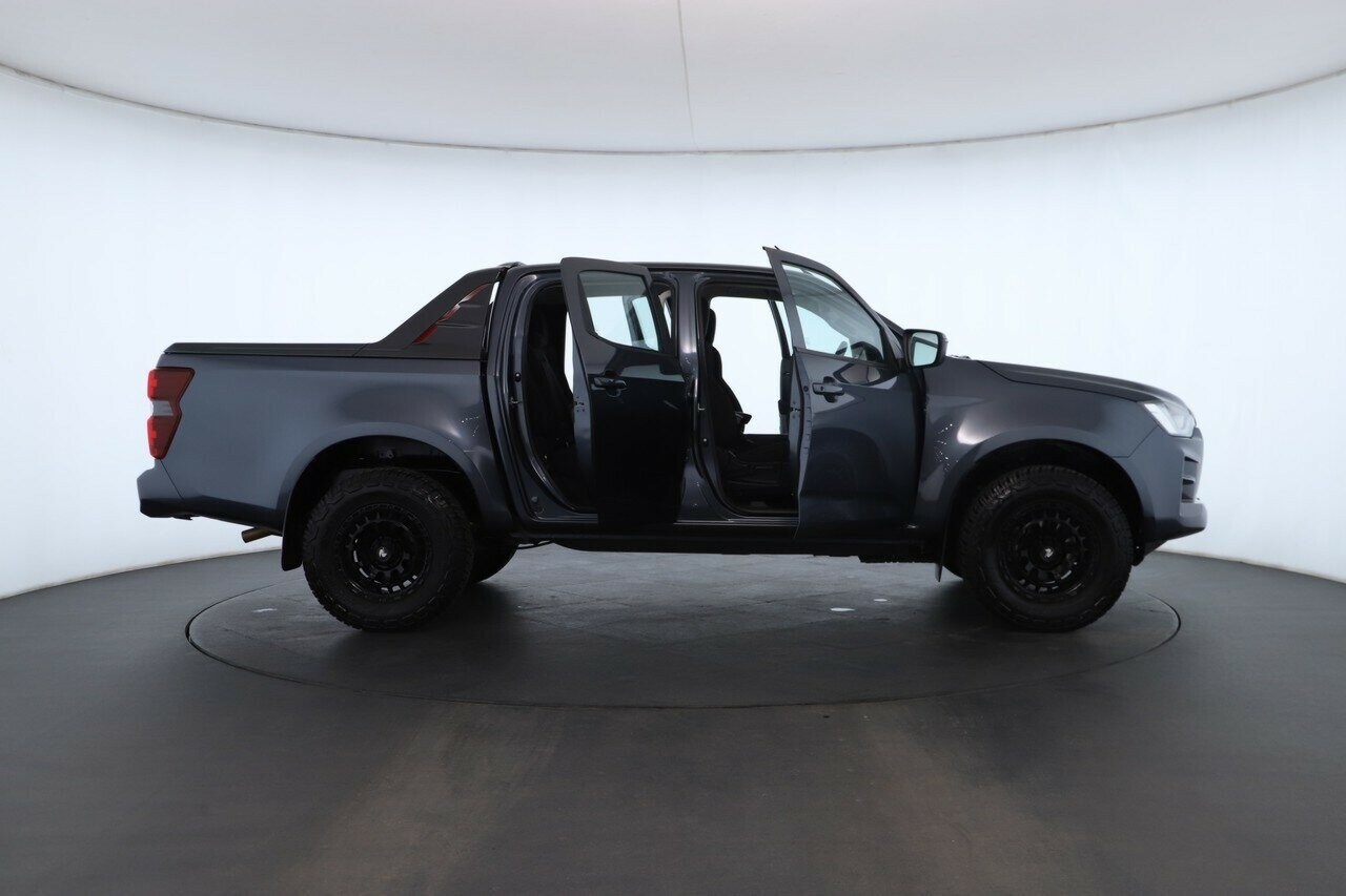 Isuzu D-max image 2