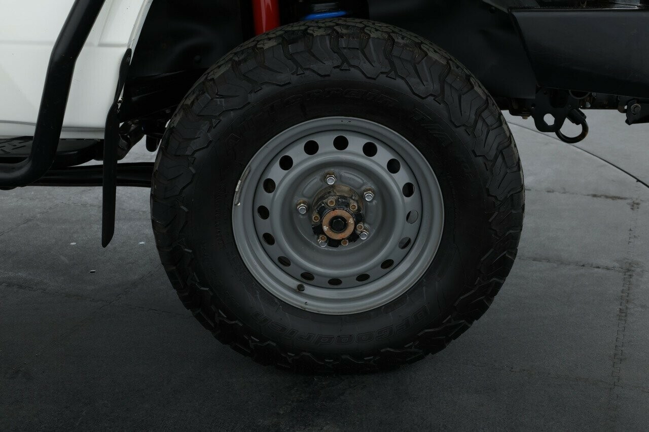 Toyota Landcruiser image 4