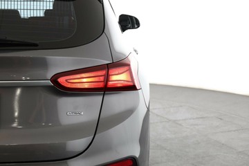 https://vehicle-cdn.autoleague.cloud/30675_61038070_15.jpg