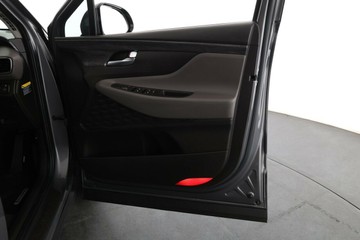https://vehicle-cdn.autoleague.cloud/30675_61038070_18.jpg