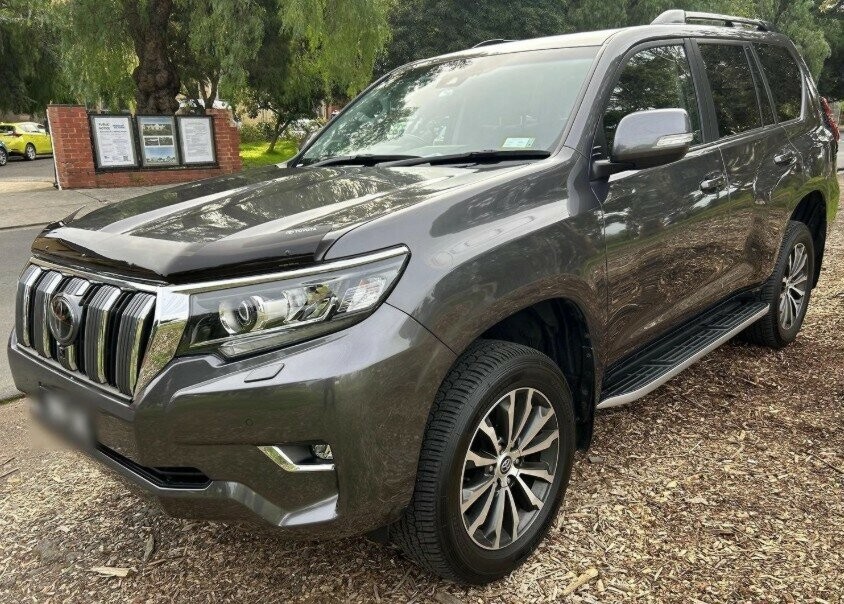 Toyota Landcruiser Prado image 1